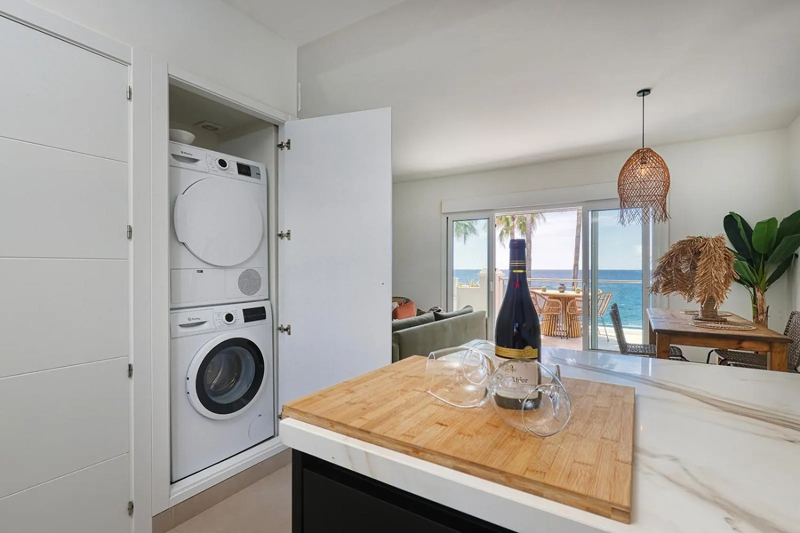 Apartment El Paseo - Gerenoveerd Appartement Met Zeezicht Estepona