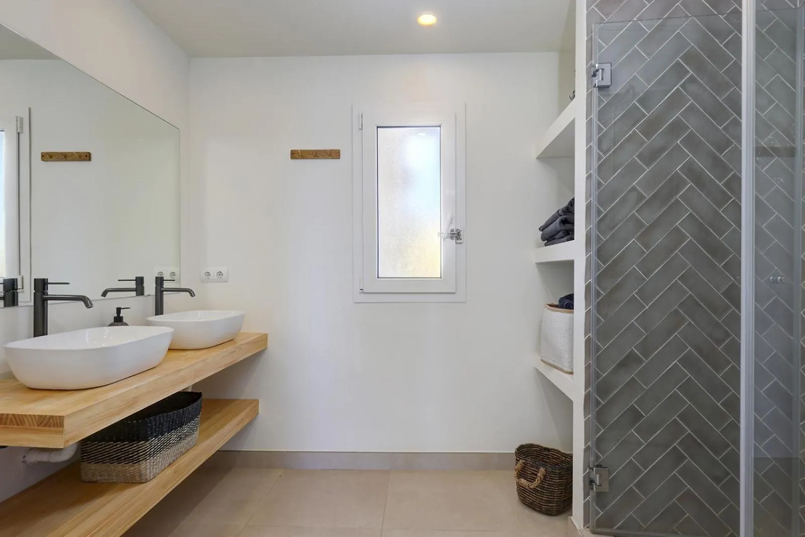 Apartment El Paseo - Gerenoveerd Appartement Met Zeezicht Estepona