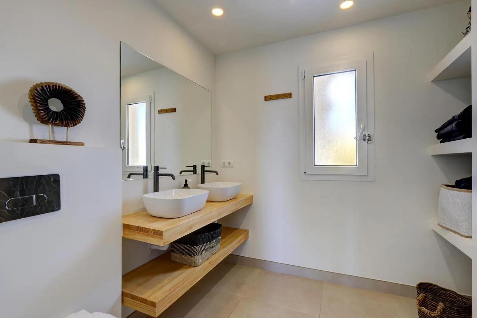Apartment El Paseo - Gerenoveerd Appartement Met Zeezicht Estepona