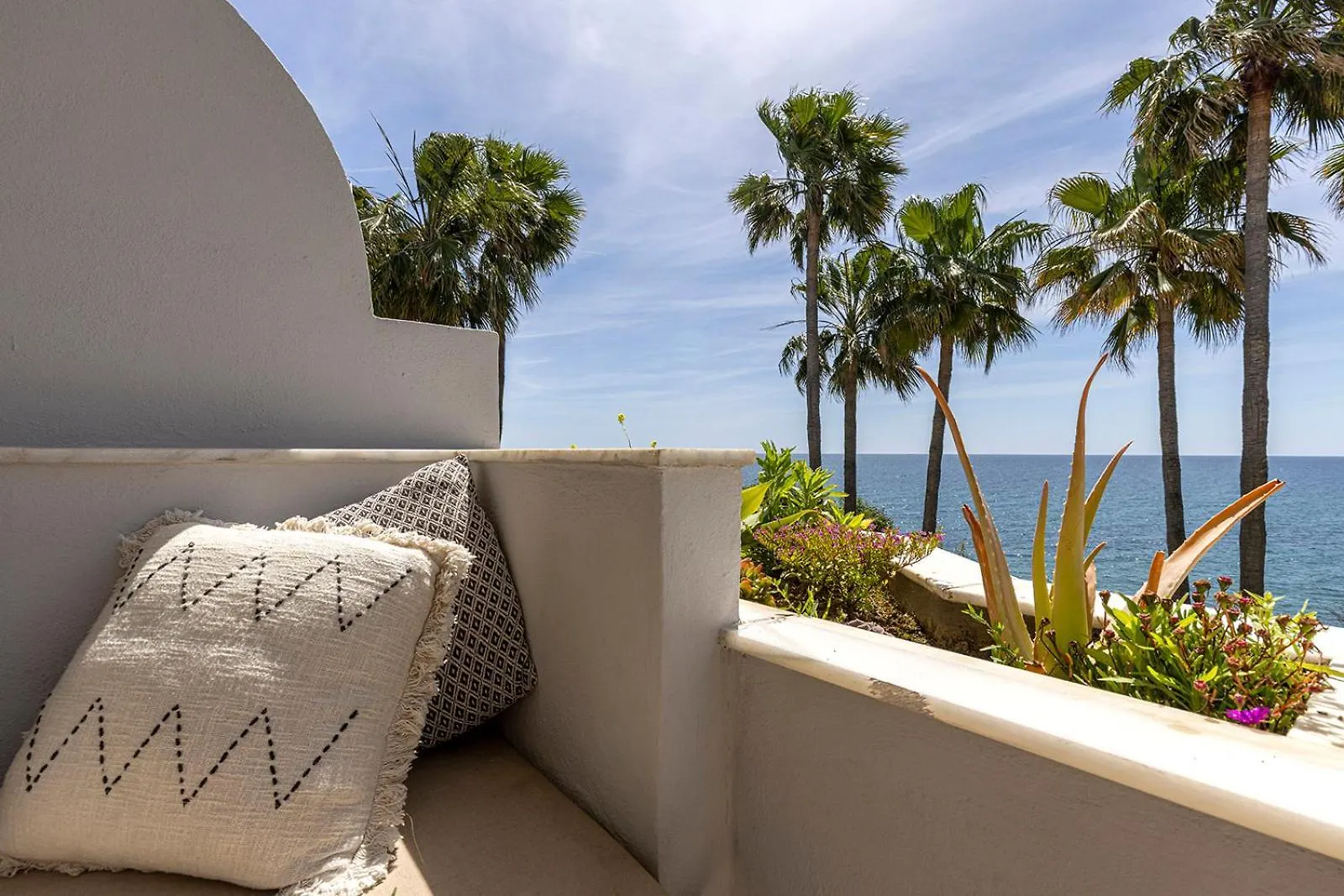 Apartment El Paseo - Gerenoveerd Appartement Met Zeezicht Estepona